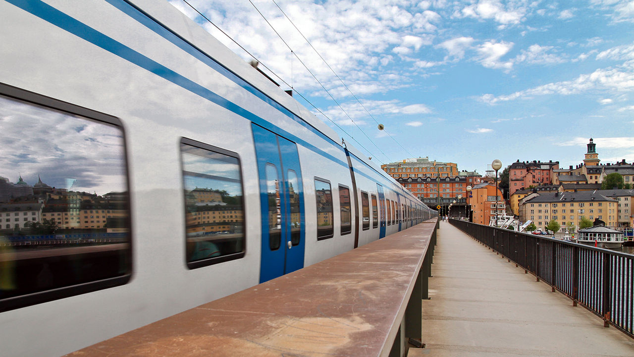 Tåg i Stockholm tvingas köra långsammare 