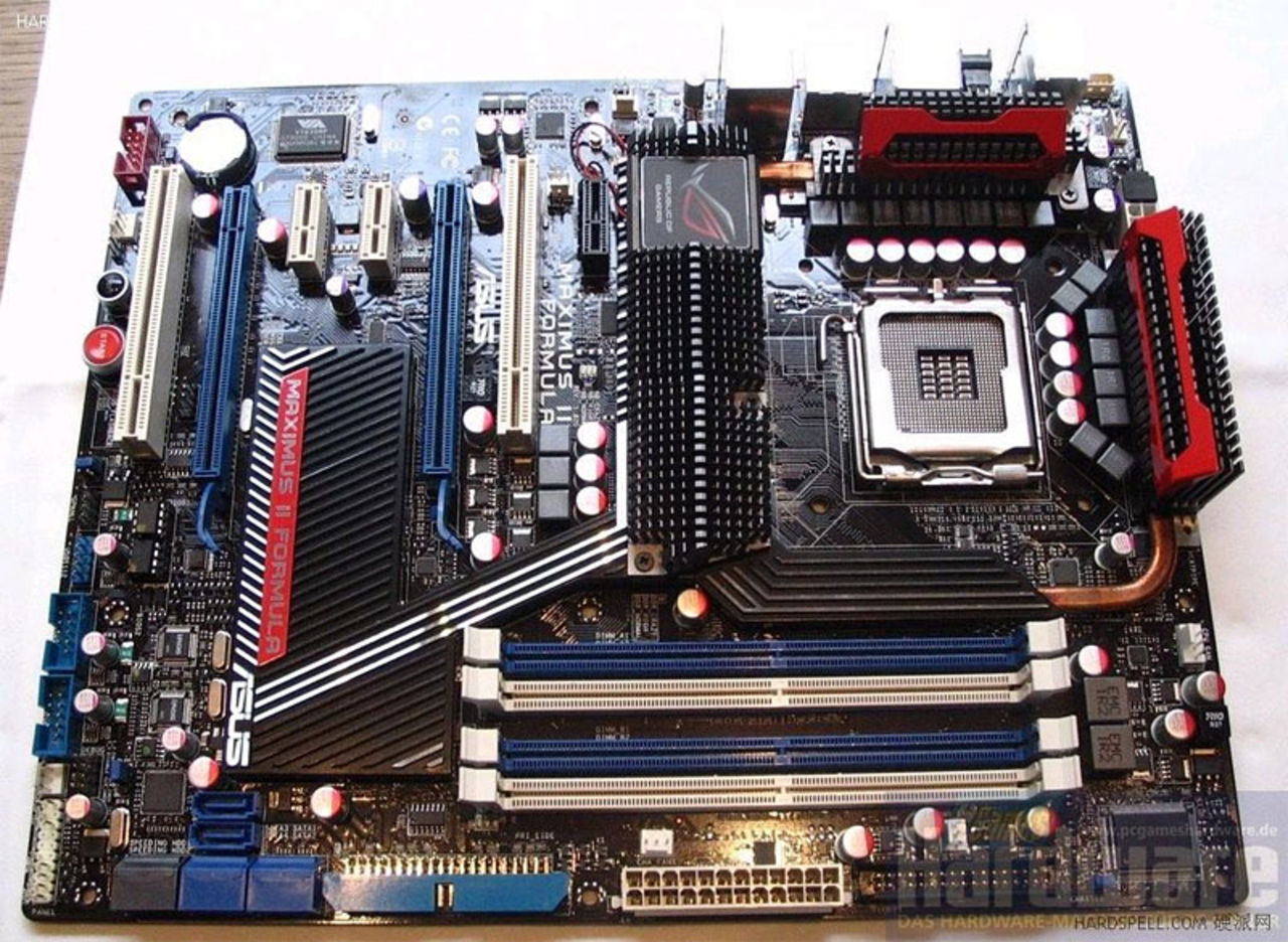 Bilder på Asus Maximus II Formula