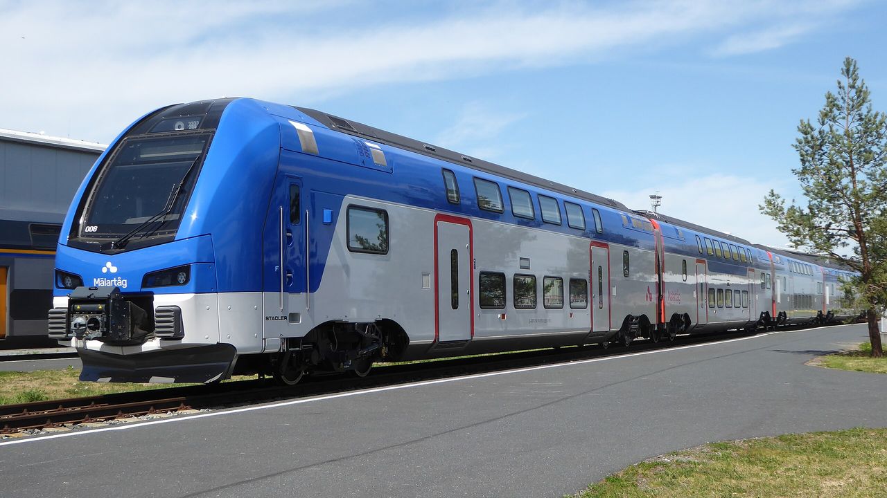 Slutplankat på Mälartåg