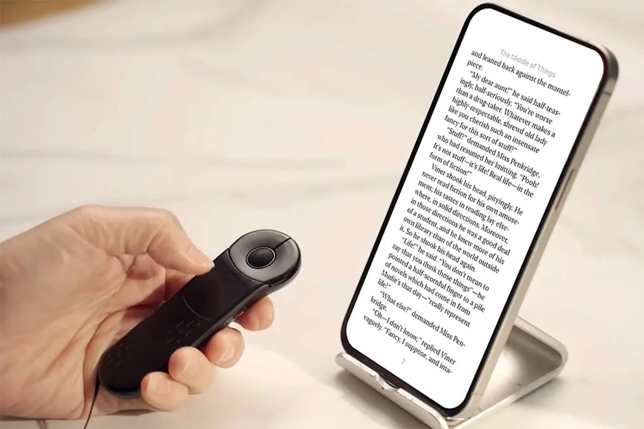 Xring D13 är en mus du håller i handen