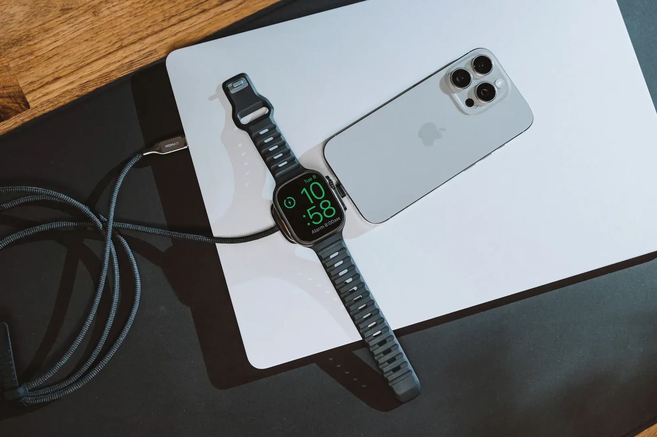 Nomad släpper USB-kabel med inbyggd trådlös laddning