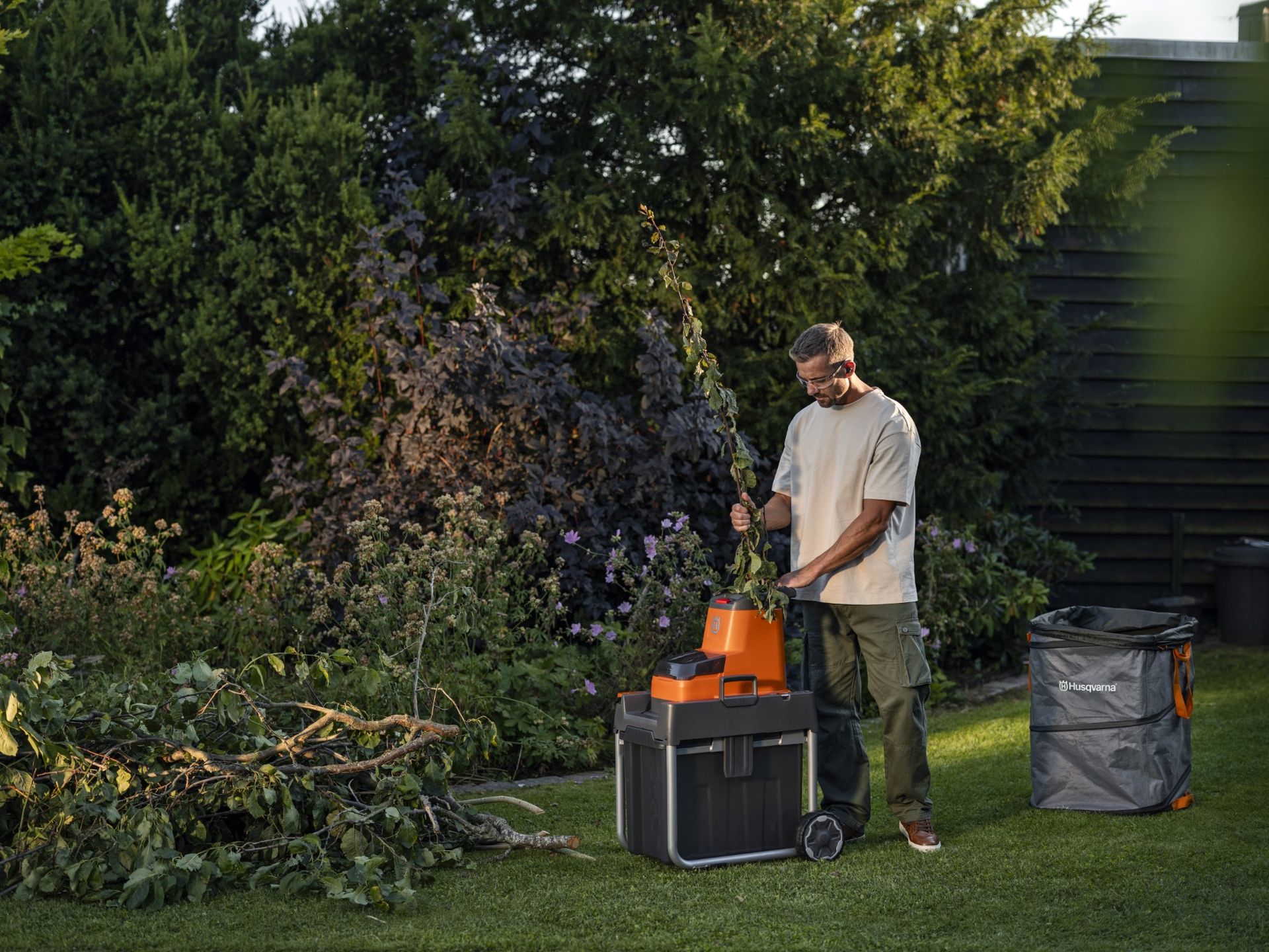 Husqvarna lanserar eldriven kompostkvarn