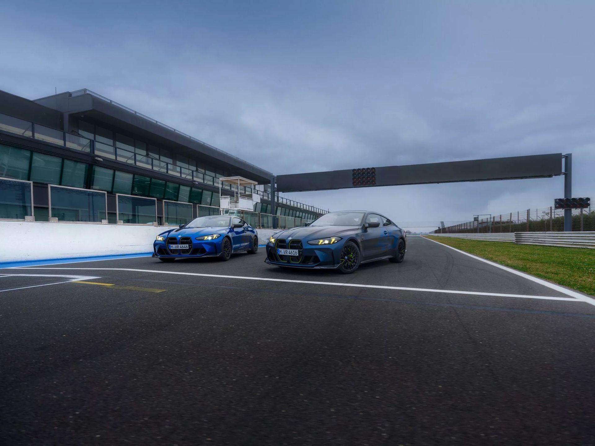 BMW firar Valentino Rossis födelsedag med special-M4