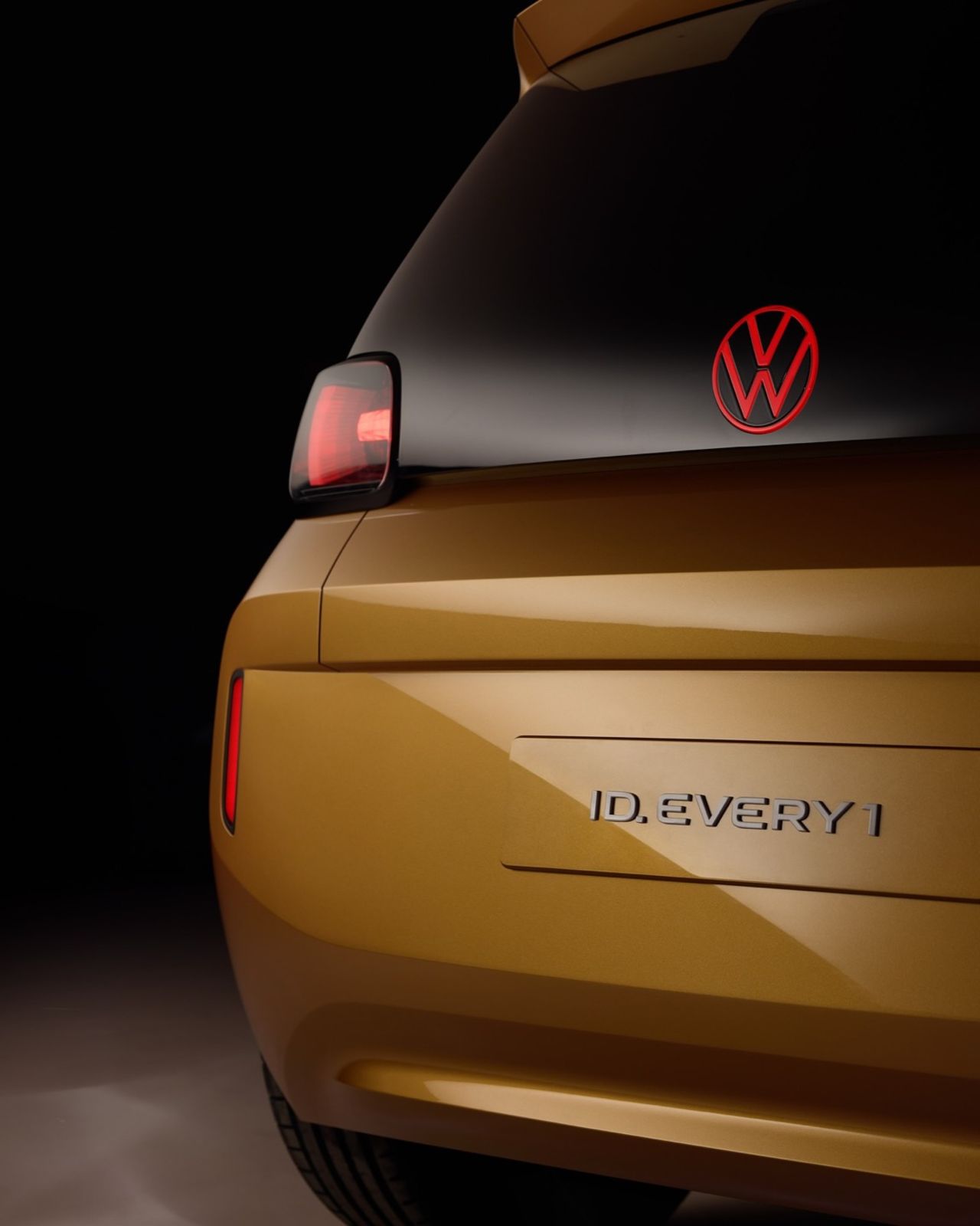 Nya teaserbilder på Volkswagen ID.Every1