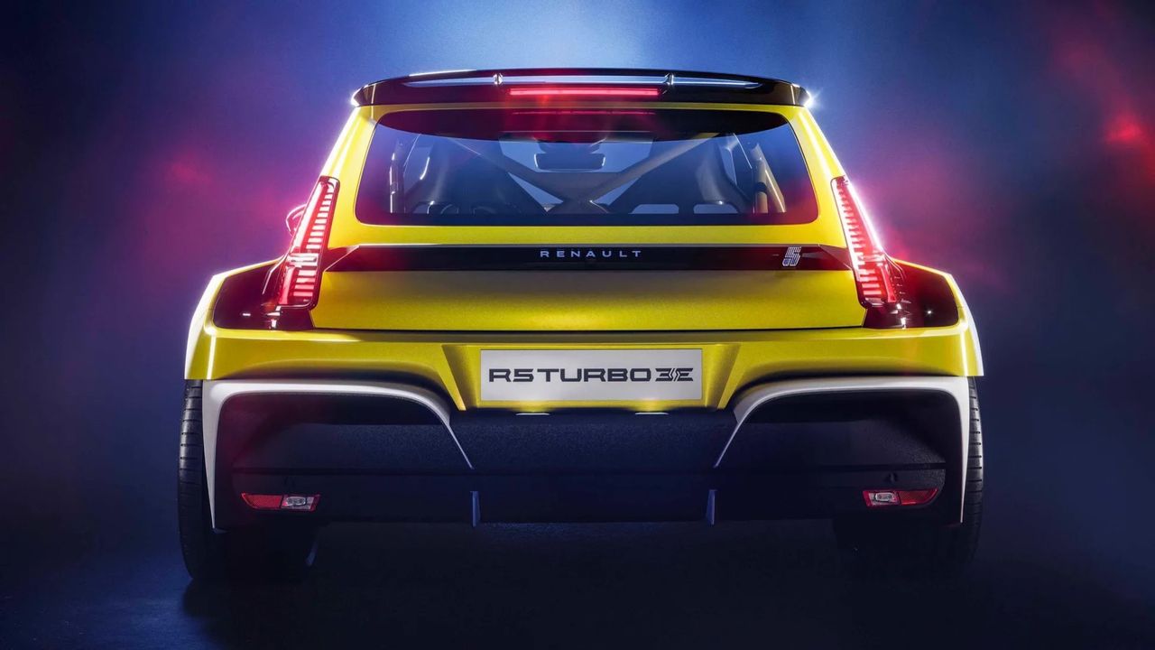 Nya Renault 5 Turbo i produktionsutförande
