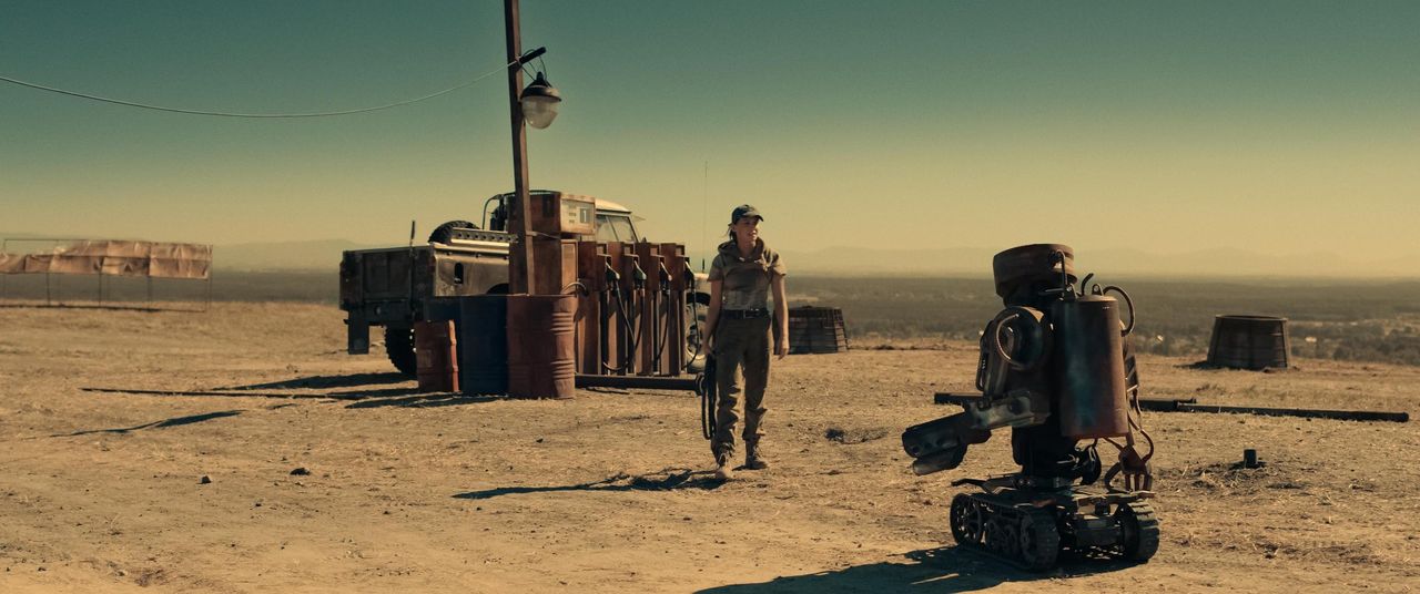 Robot ryker ihop med kvinna i polsk scifi-film