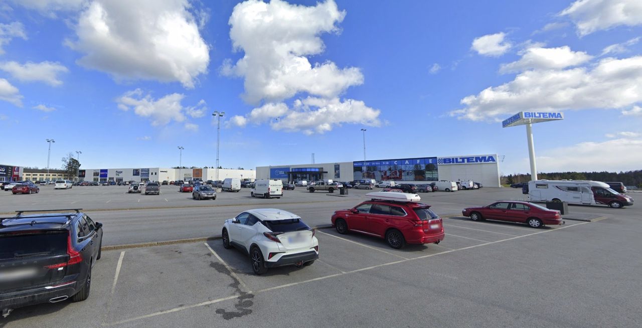 Grattis Norrtälje - ni har Sveriges fulaste parkering!