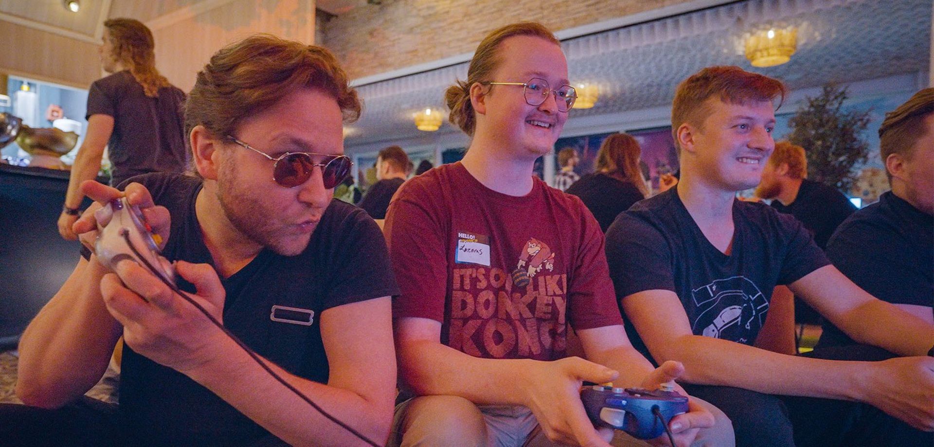 Moderskeppet Gaming kastar loss!