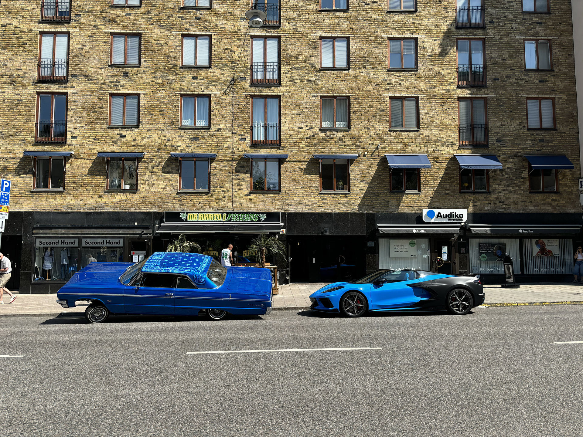 Här får du inte längre parkera gratis i Stockholm