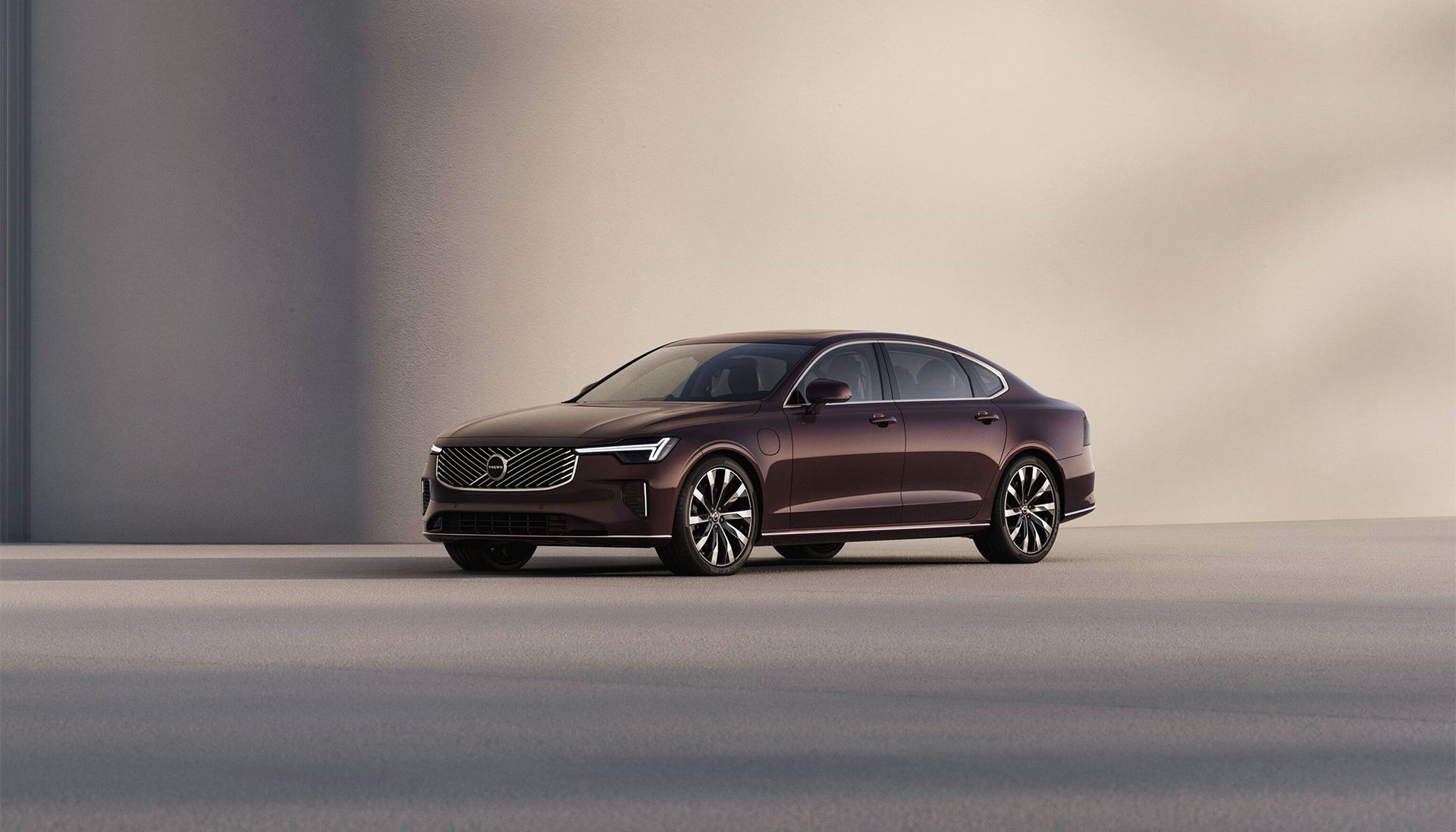 Så här ser uppdaterade Volvo S90 ut