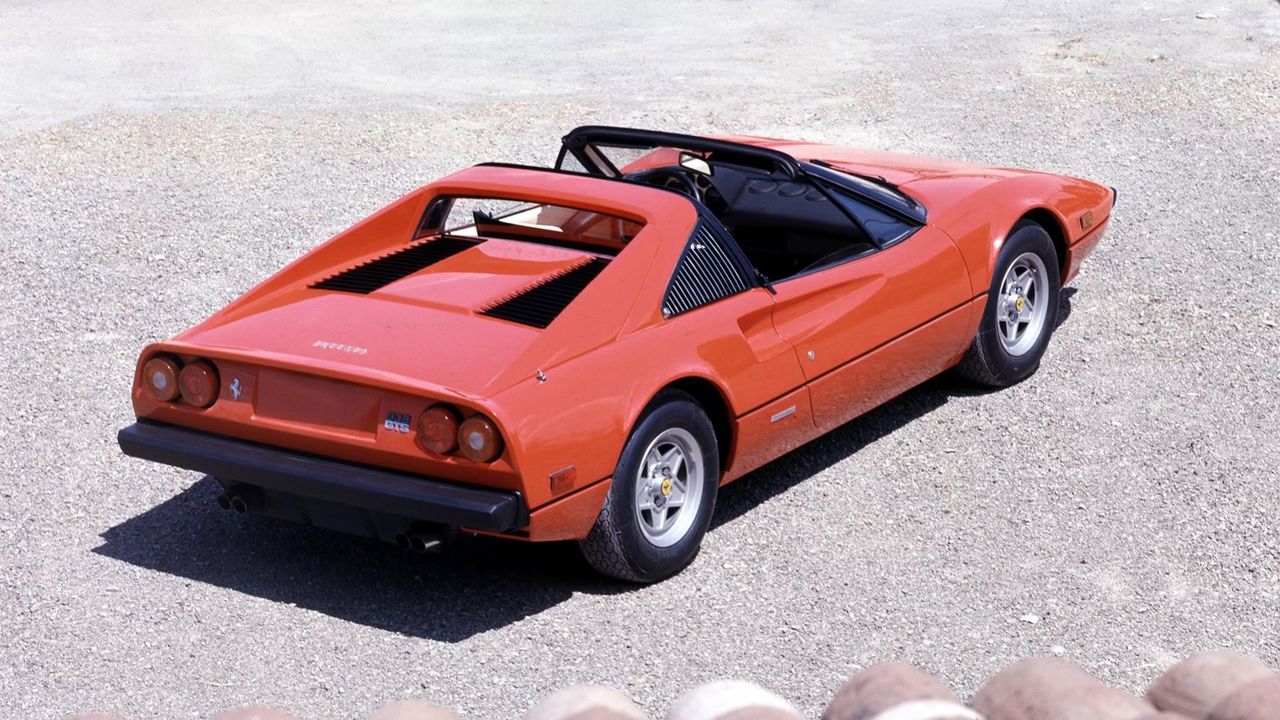 Är Ferraris första elbil försenad?