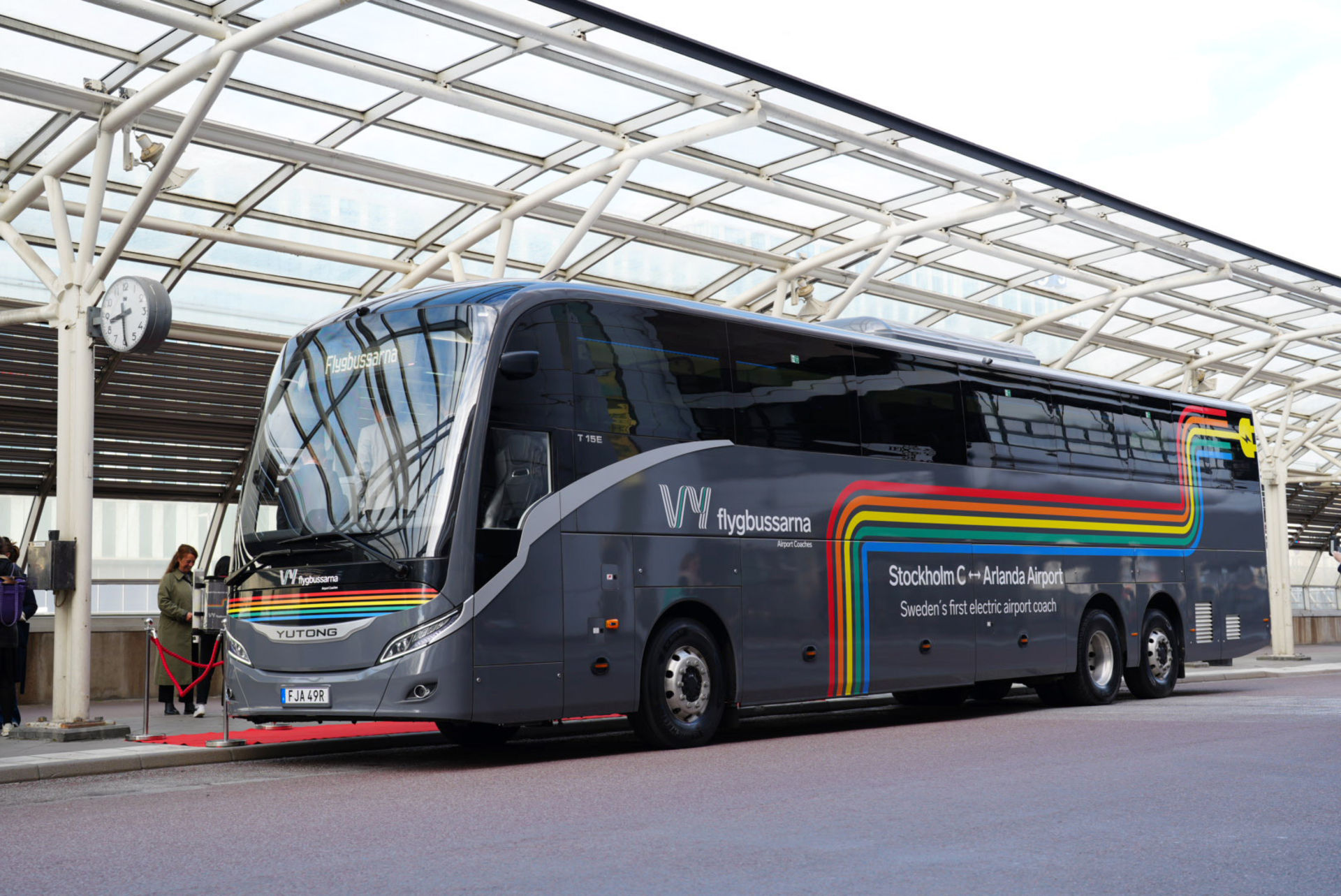 Nu har Flygbussarna börjat rulla på el