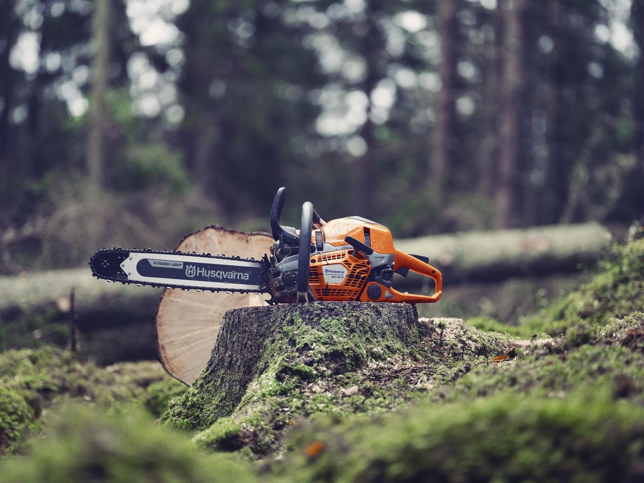Husqvarna visar två nya motorsågar för proffs