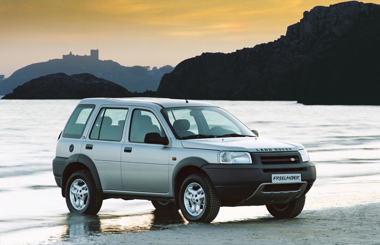 Jaguar Land Rover slutar tillverka egna bilar i Kina