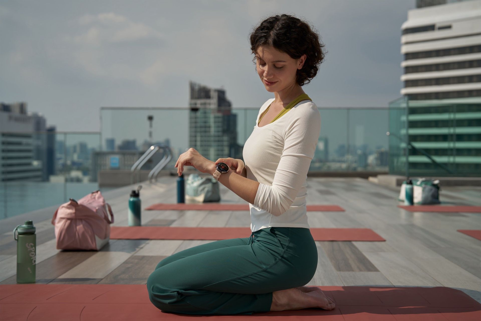 Huaweis nya smartwatch har ny hälsosensor för fingertoppen