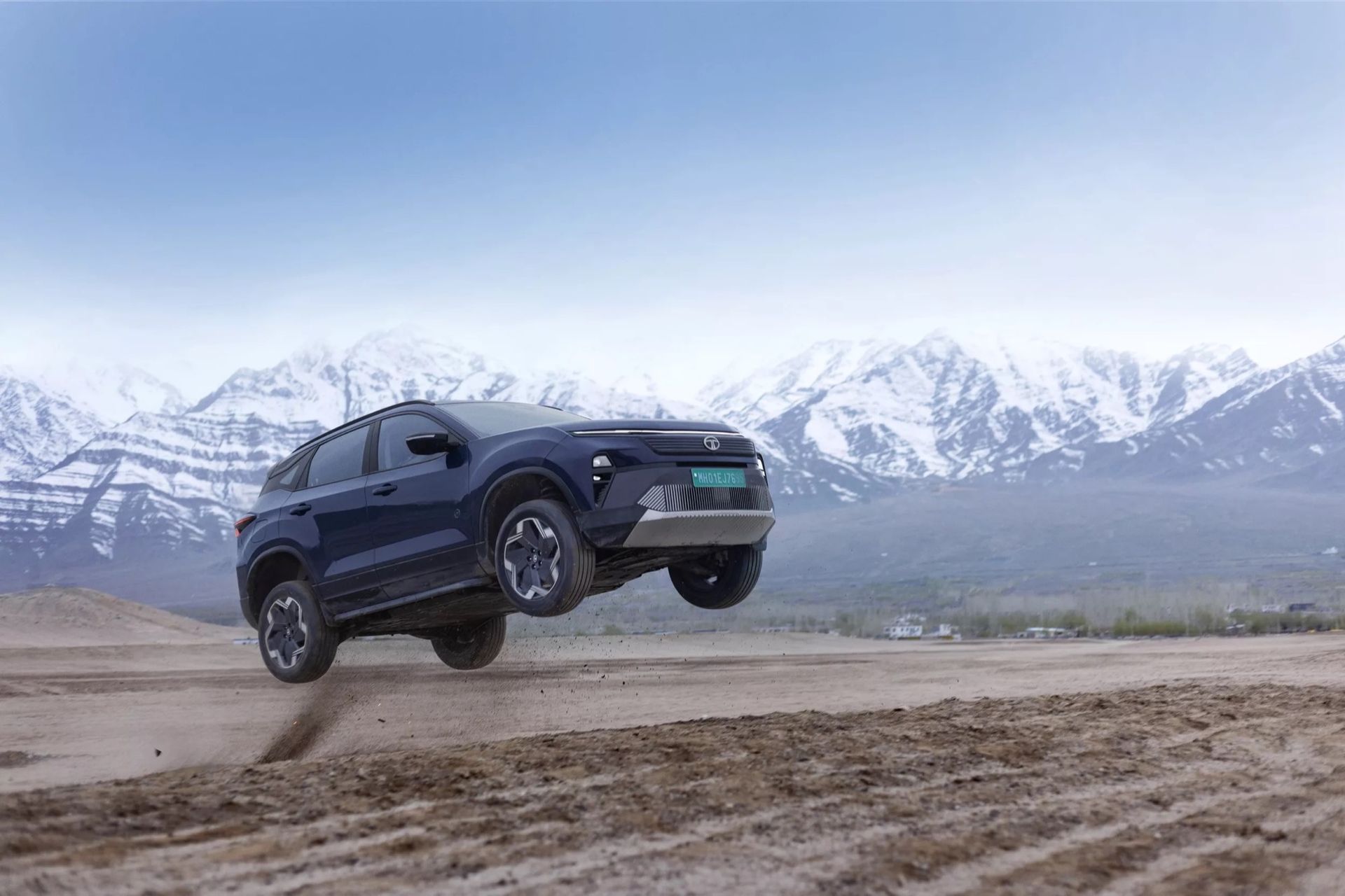 Tata släpper elbil med rimlig prislapp