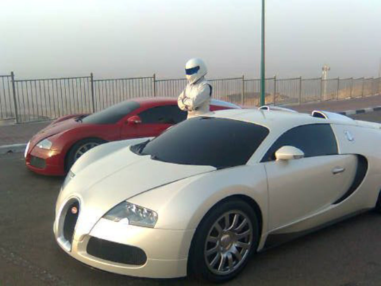 Top Gear ber om en Veyron, får tre