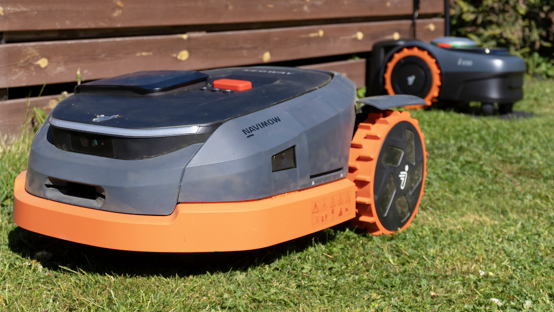 Välj rätt robotgräsklippare – 5 saker att tänka på