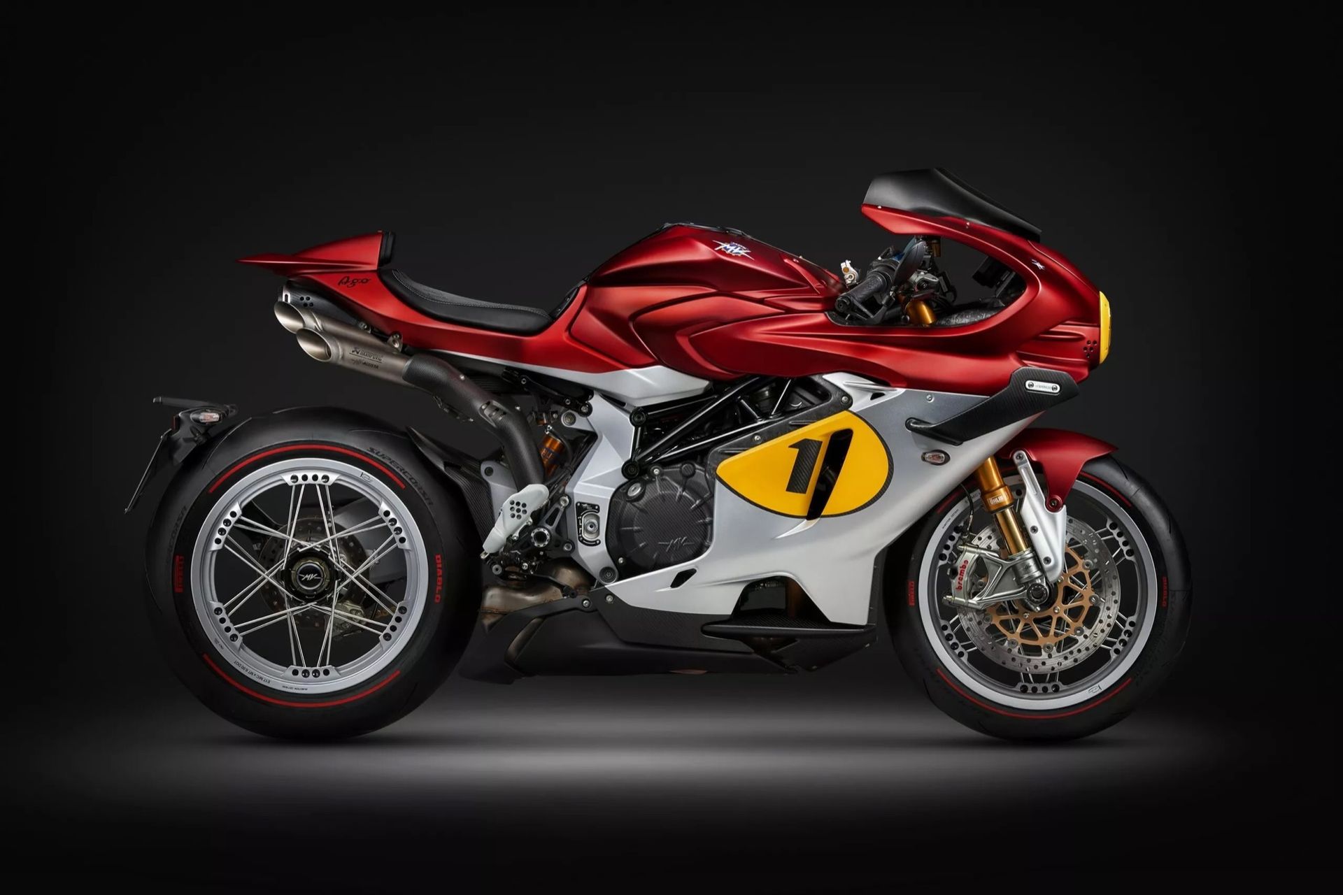 MV Agusta hyllar legendarisk racerförare