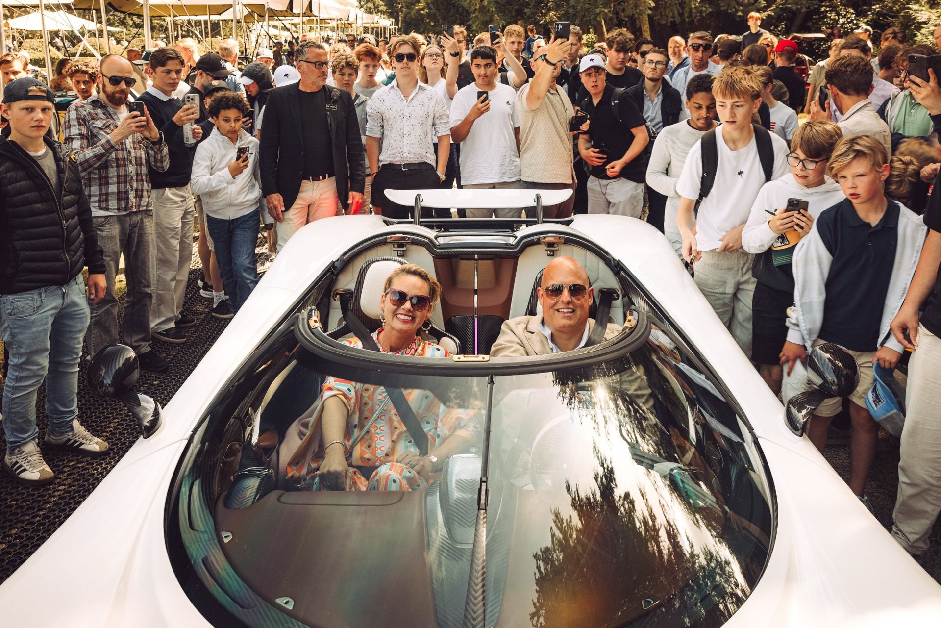 Bildfrossa: 58 bilder på lyxbilar