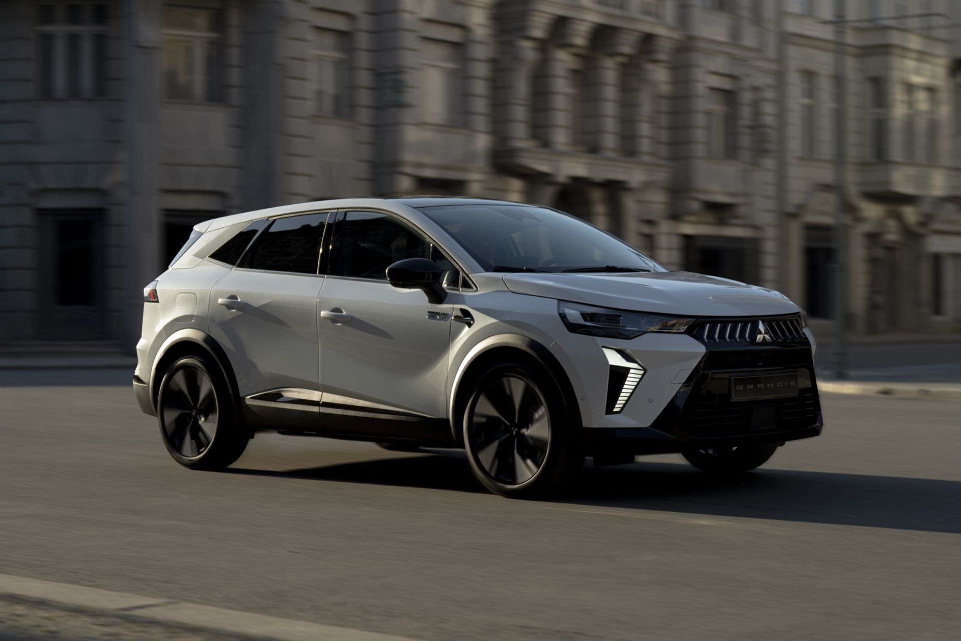 Nu är nya Mitsubishi Grandis presenterad