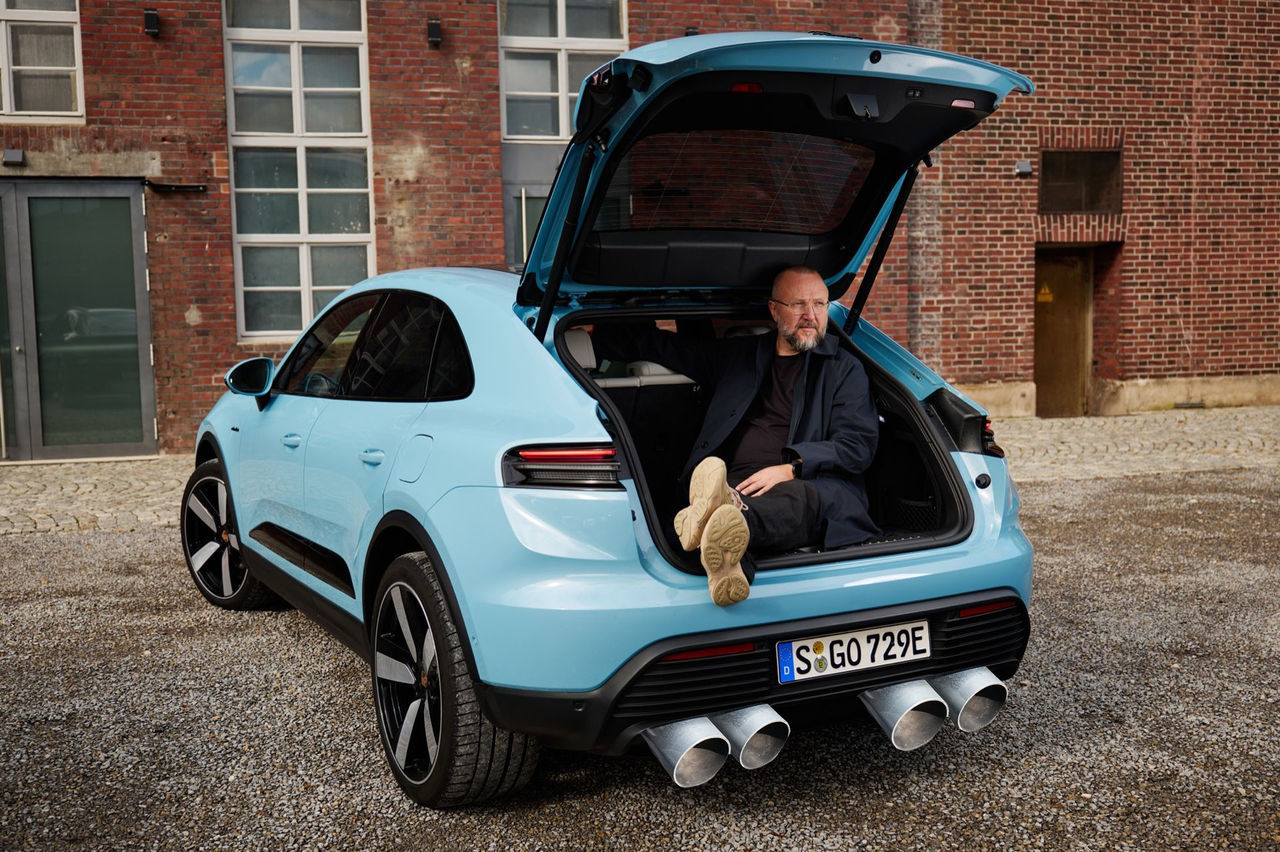 Macan med förbränningsmotor kan presenteras i mars