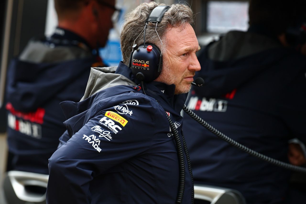 Red Bull sparkar Christian Horner