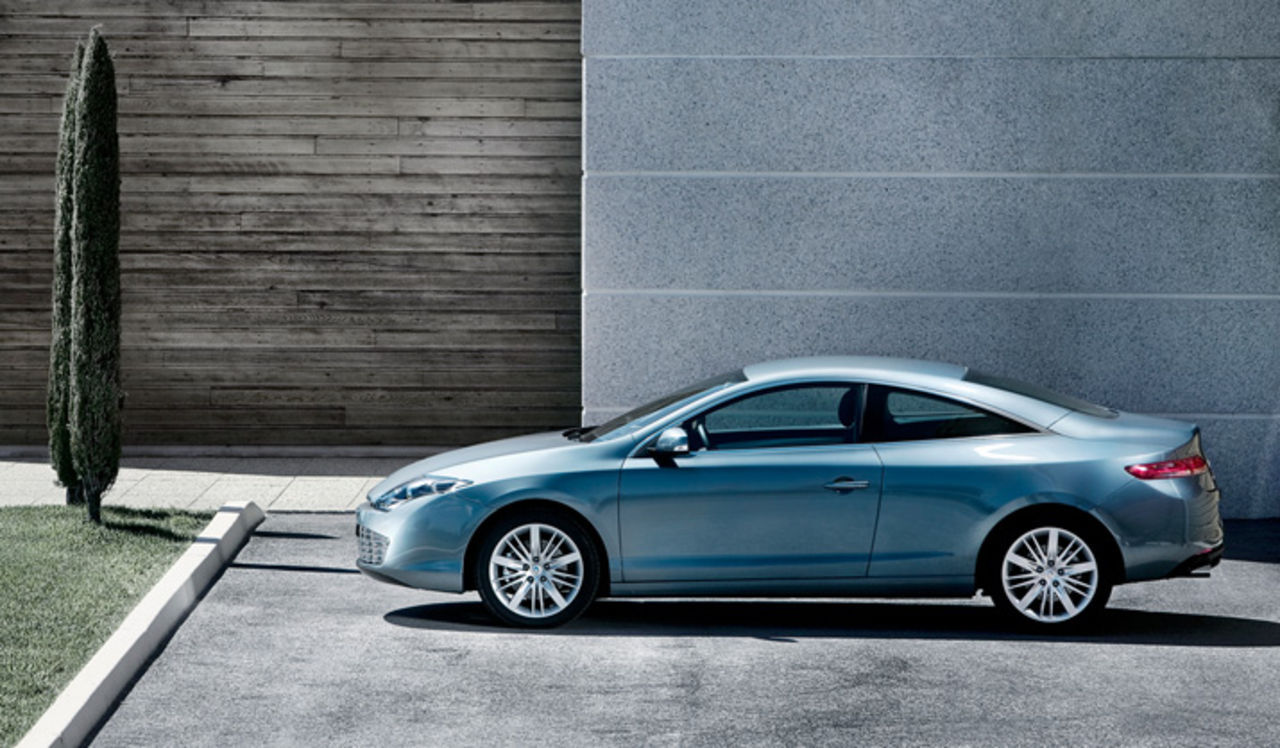 Nya Renault Laguna Coupé