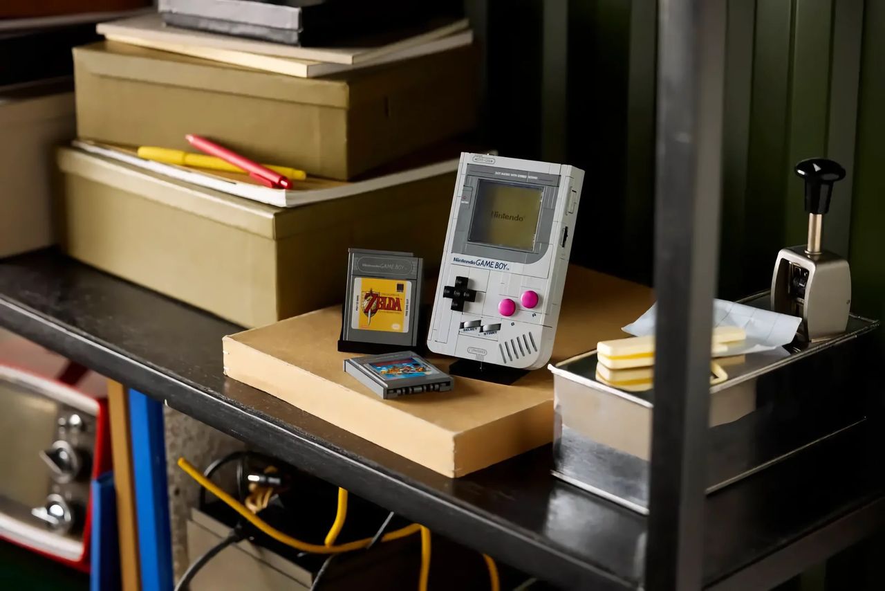 Snart kan du bygga ihop ett Game Boy i Lego