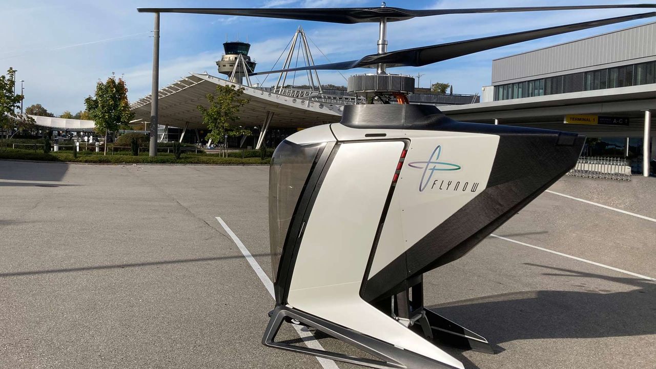 FlyNows eldrivna helikopter har flugit fritt för första gången