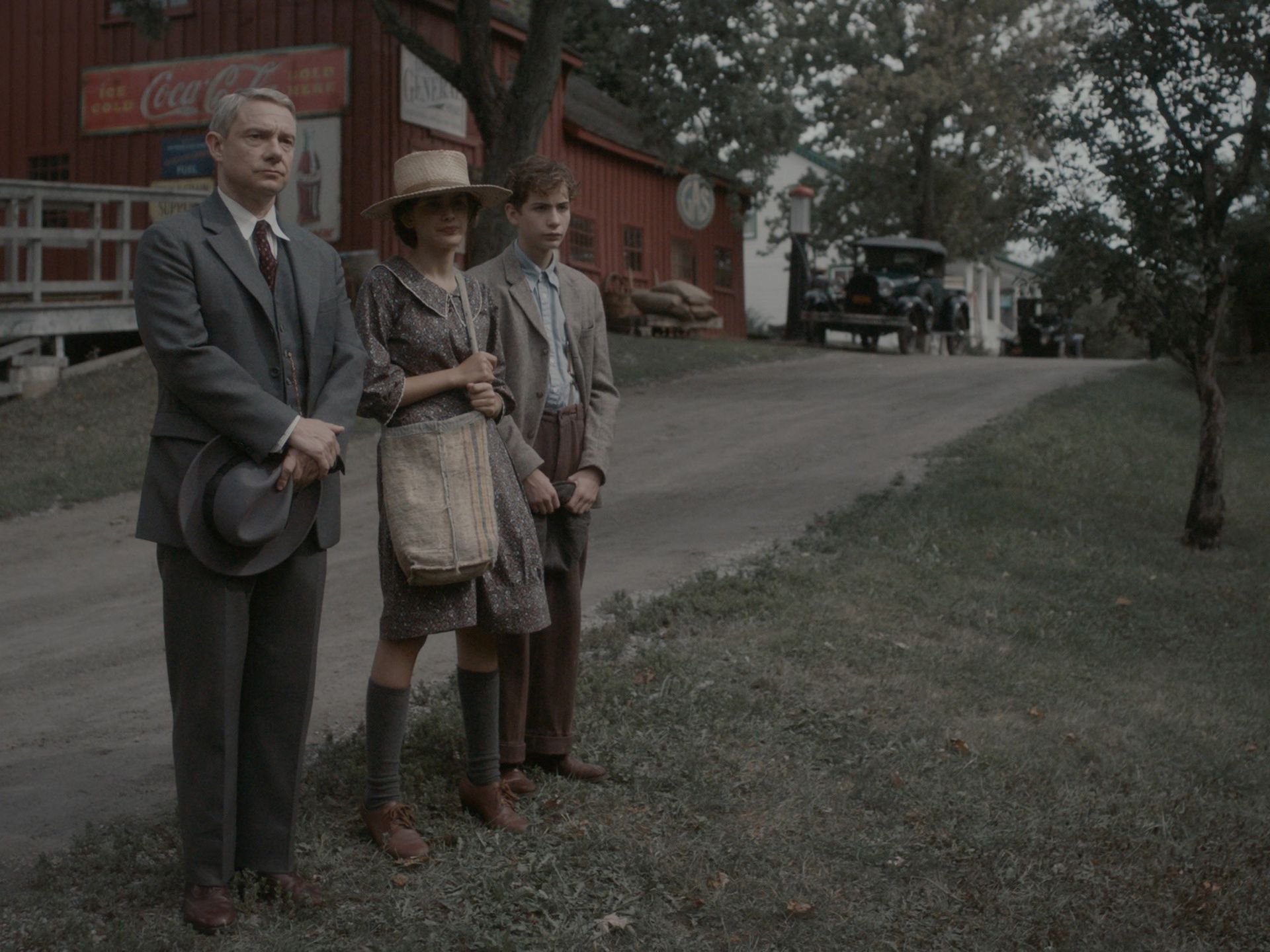 Martin Freeman bråkar med häxor i ny skräckfilm