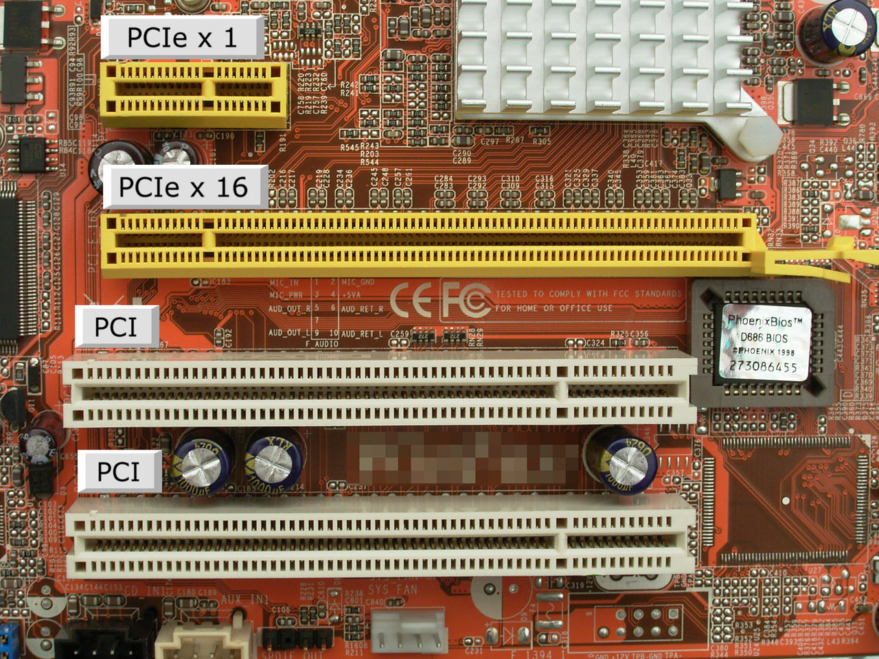 PCI Express 8 presenterat
