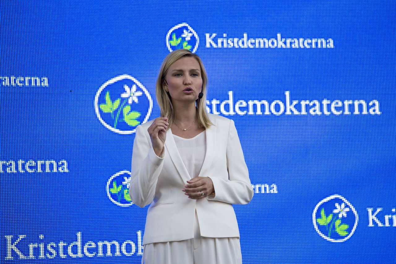 Ebba Busch ber om ursäkt efter AI-genererat felcitat