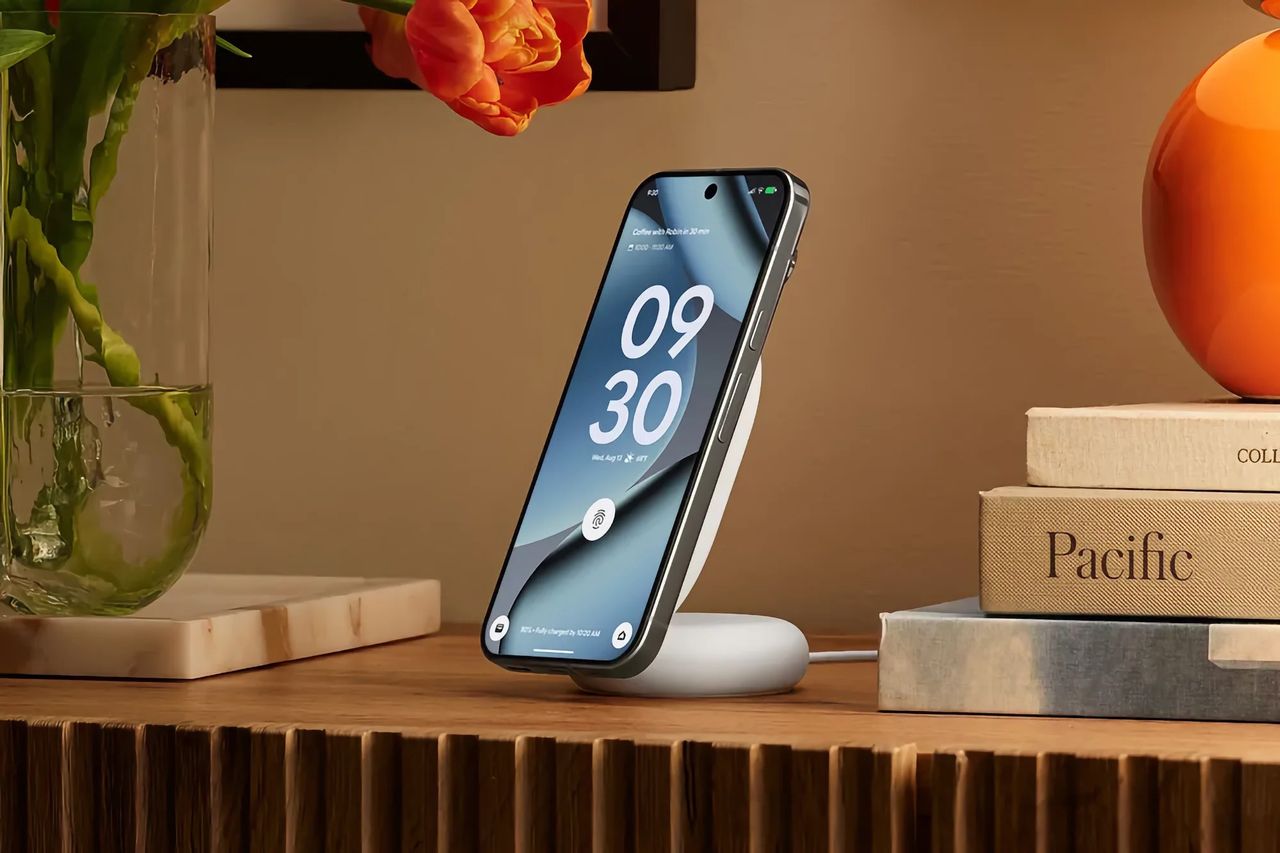 Google tar bort omvänd trådlös laddning från Pixel 10