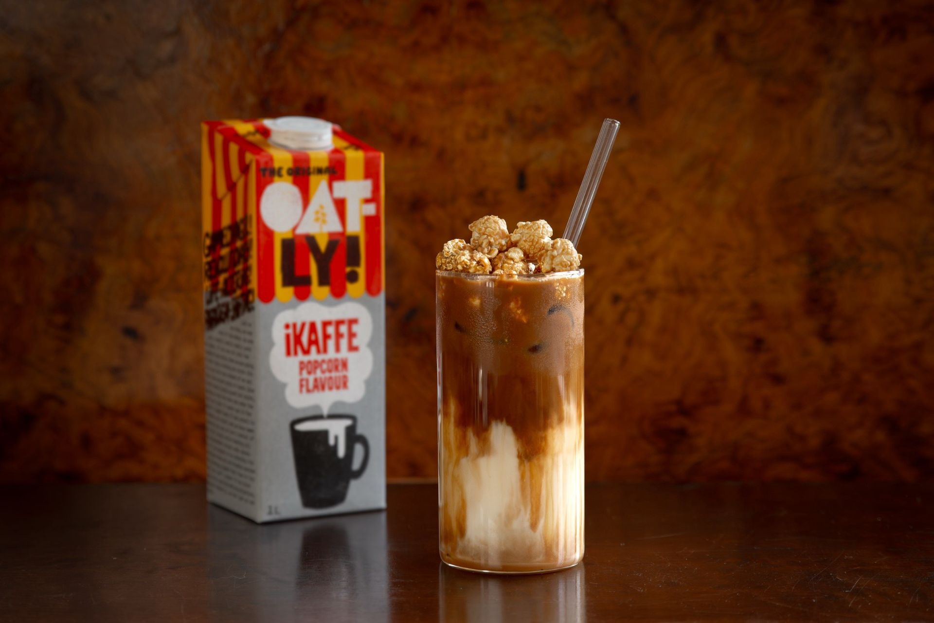 Nu finns Oatly iKaffe med Popcorns-smak