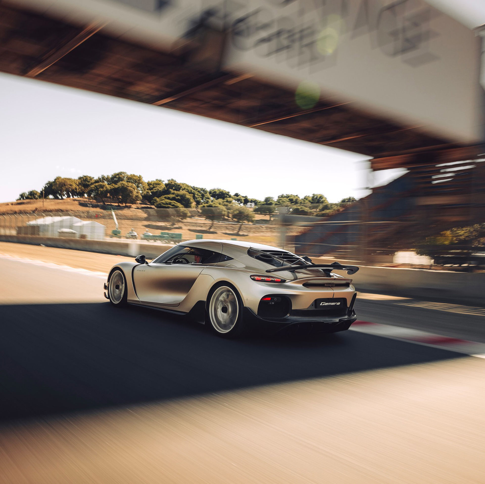 Koenigsegg Gemera anpassas för banan