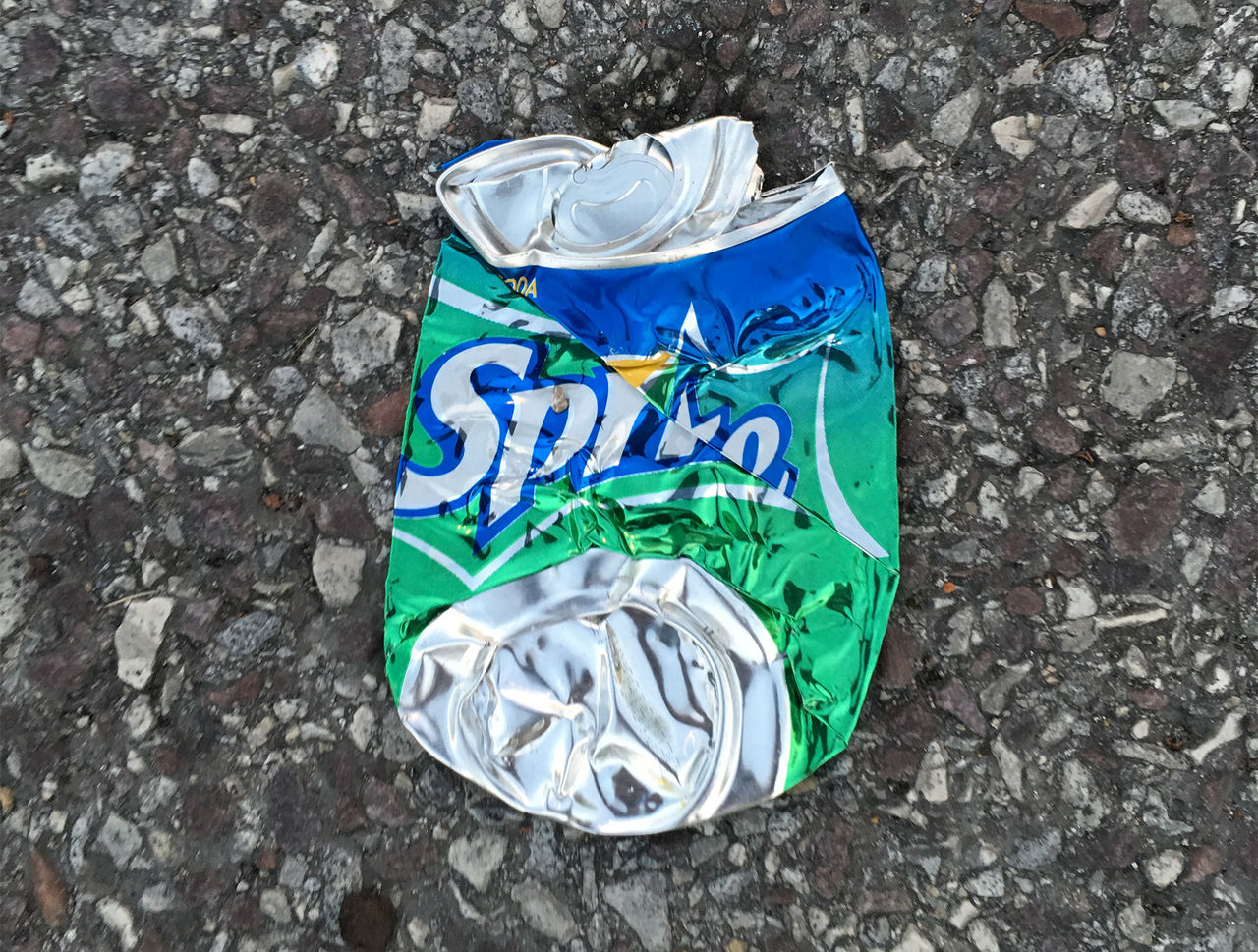 Nu har panten på burkar och flaskor höjts