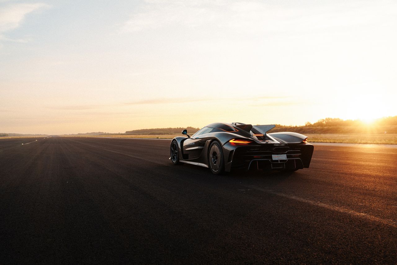 Koenigsegg har två nya hyperbilar på gång