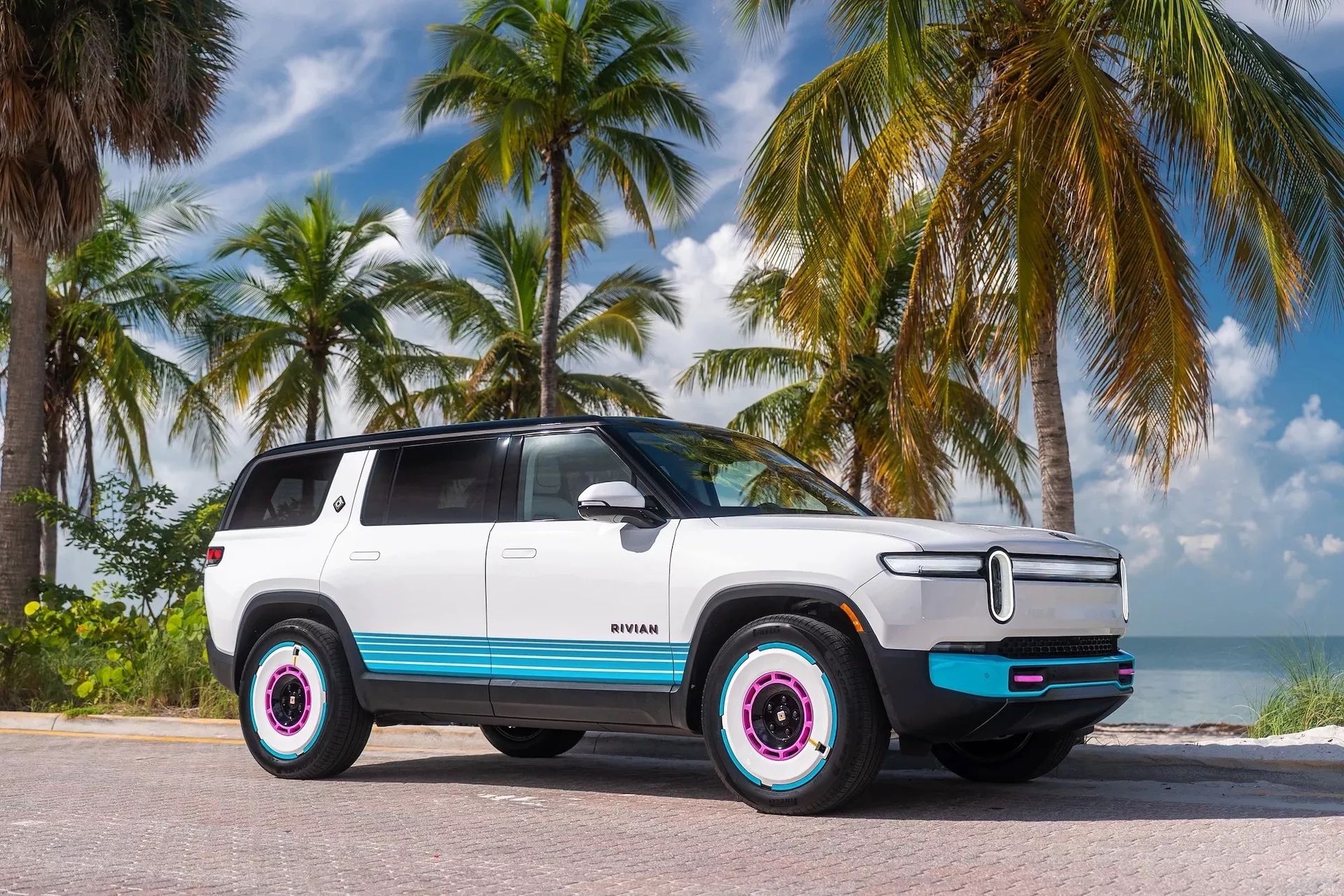 Rivian hyllar Miami och 80-talet