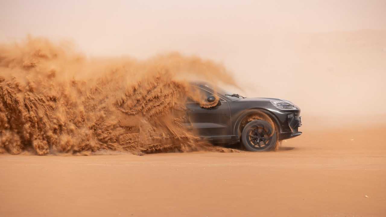 Porsche visar mer av testerna med eldrivna Cayenne