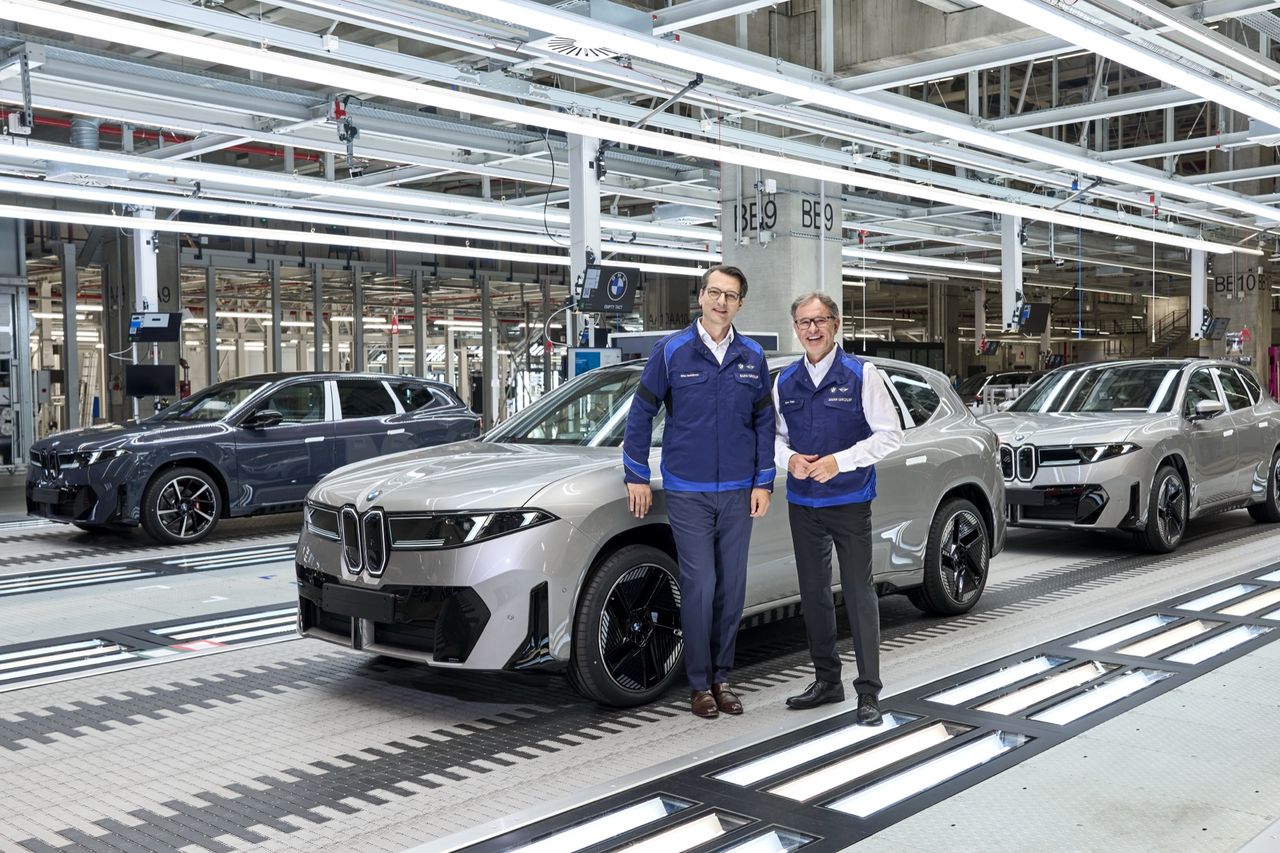 Tillverkningen av nya BMW iX3 drar igång i oktober