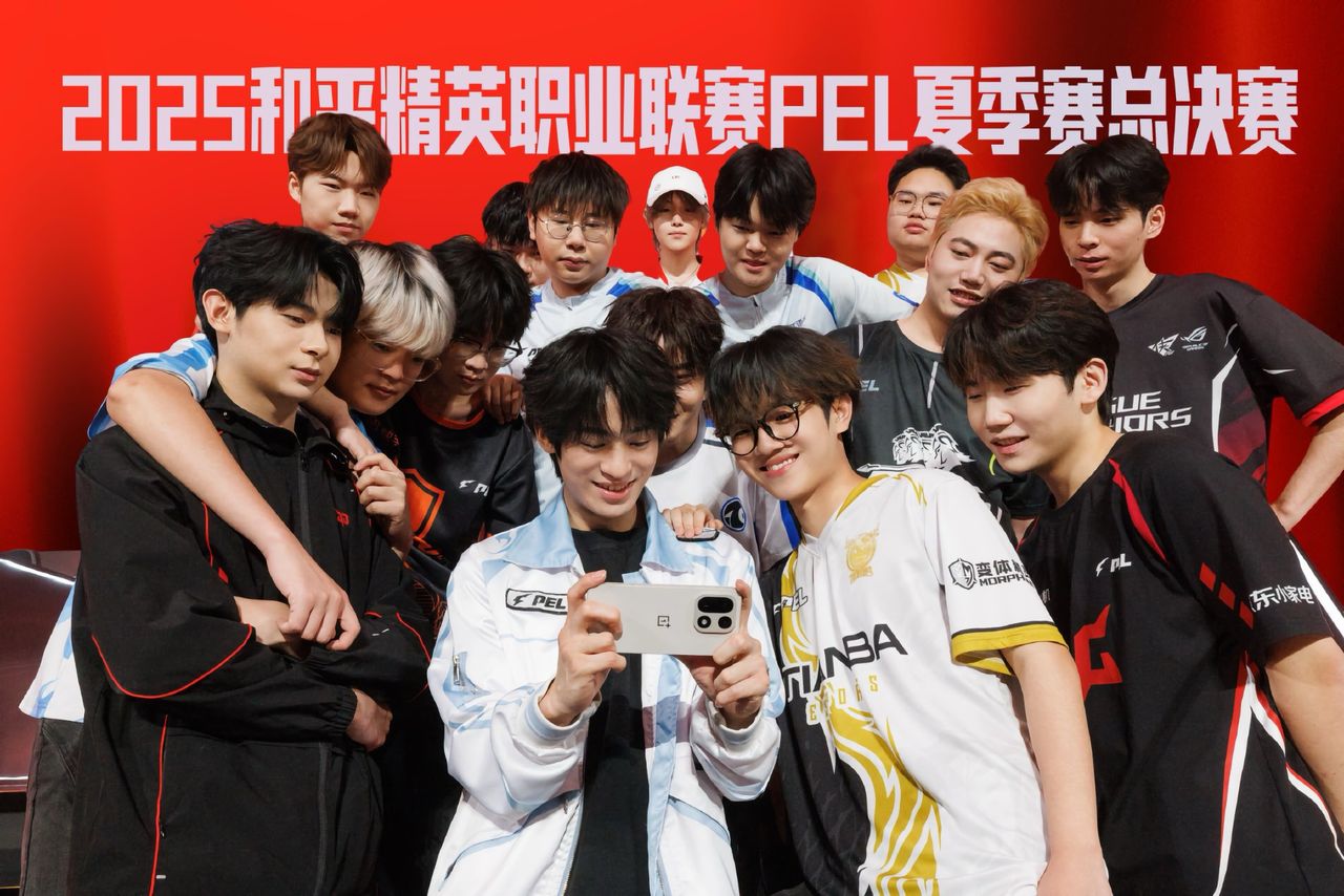 Så här ser OnePlus 15 ut