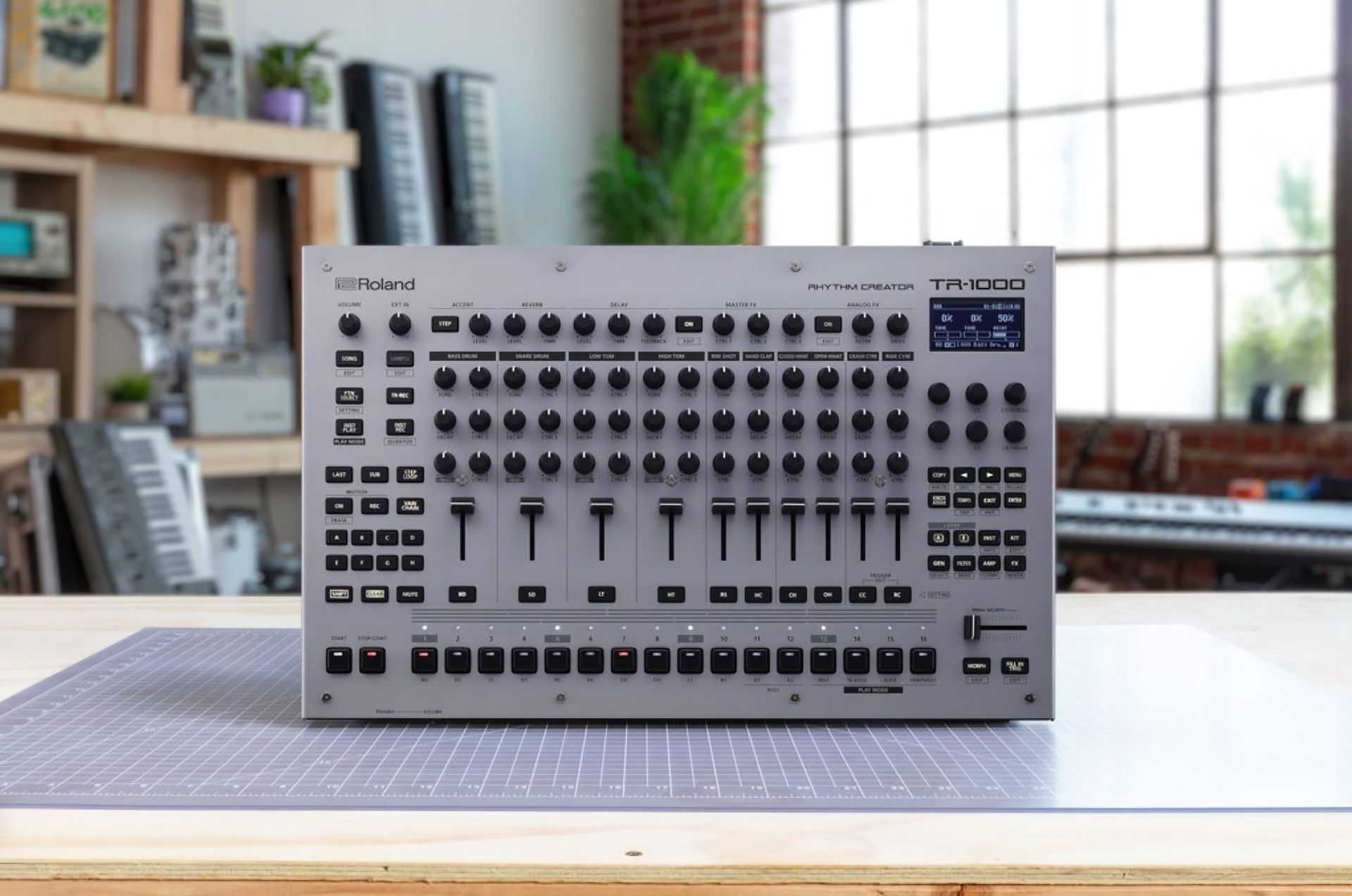 Roland släpper trummaskinen TR-1000 Rhythm Creator 