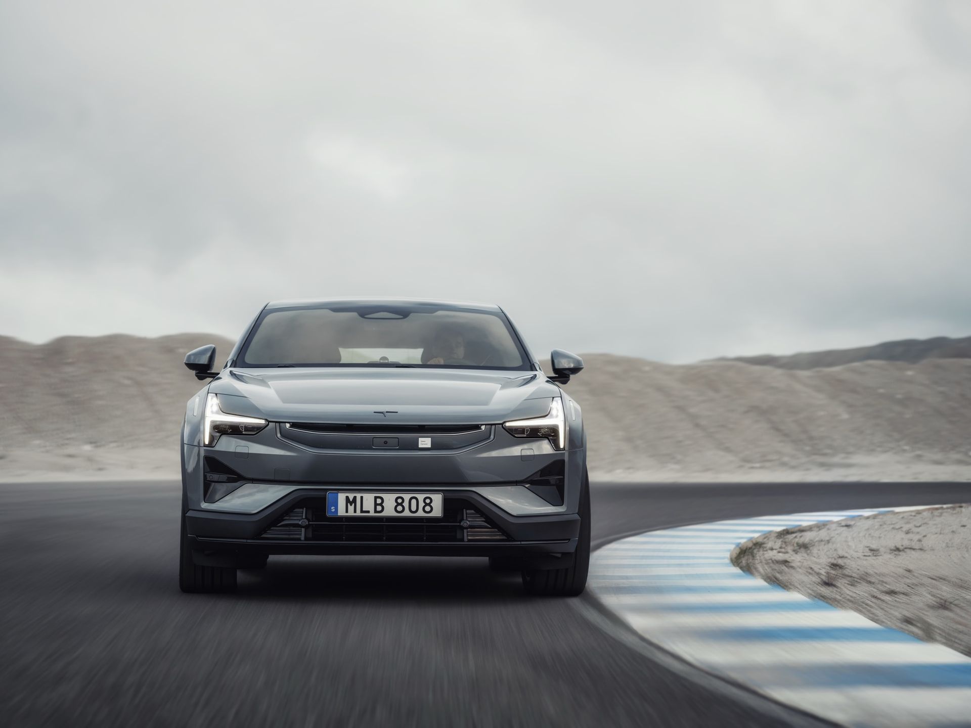 Polestar 3 uppgraderas med 800-voltsteknik