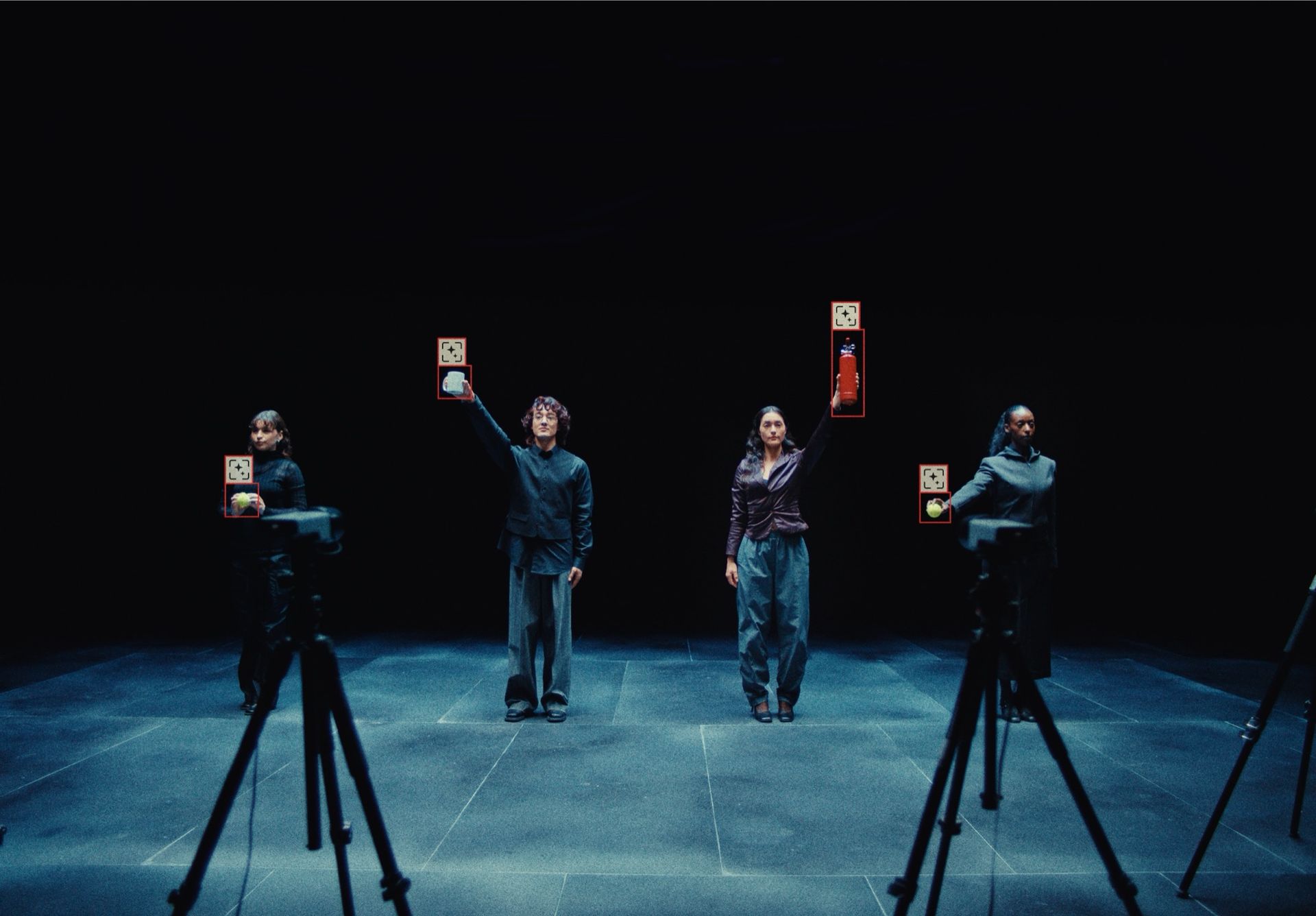 Tennisboll och brandsläckare blir till instrument