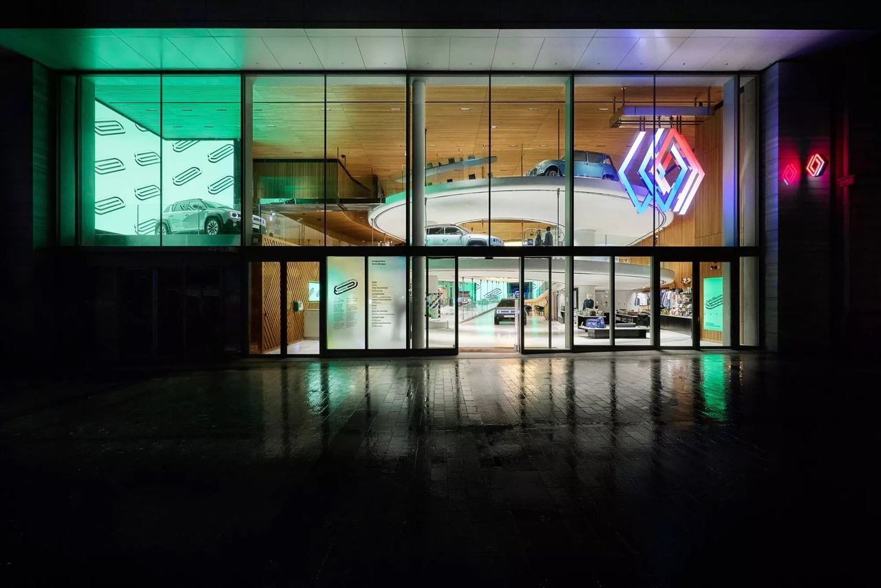 Renault kanske kommer sparka 3000 personer