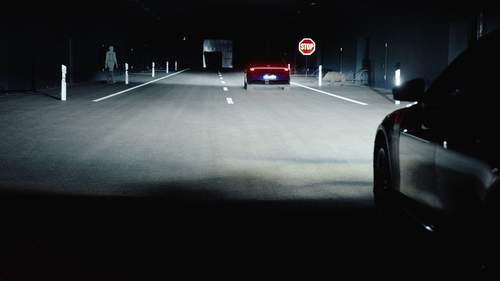 Mercedes inviger center för ljustester