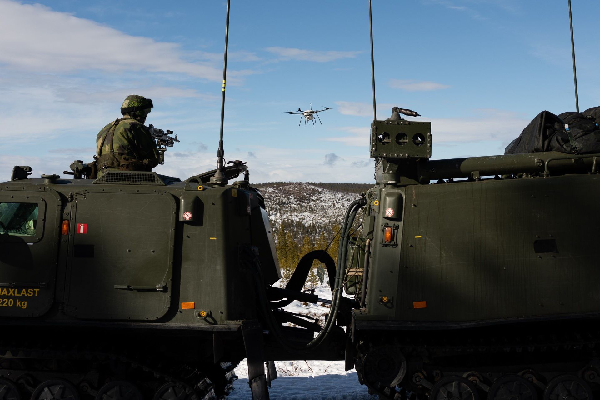 Sverige ska satsa miljarder på drönarskydd