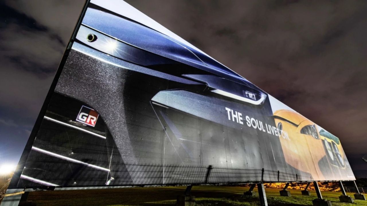 Toyota börjar teasa nya superbilen