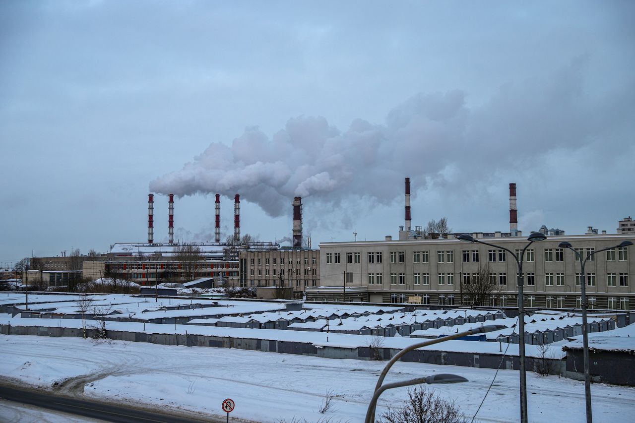 EU siktar på förbud mot rysk gas till 2027